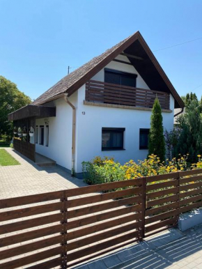 Marica Apartman Balatonfenyves
